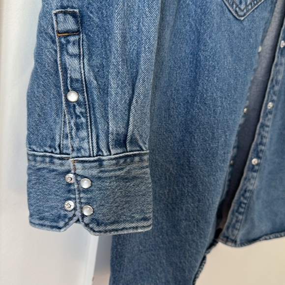 Levi's Blue Denim Shirt for Women - Picture 5 of 10